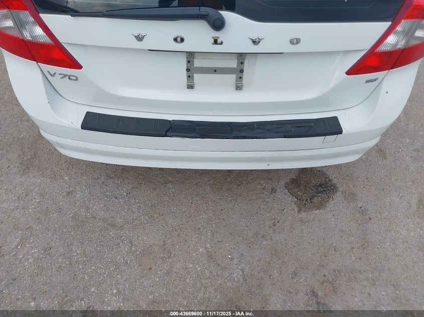 2008 Volvo V70 3.2 VIN: YV1BW982681052427 Lot: 43669600