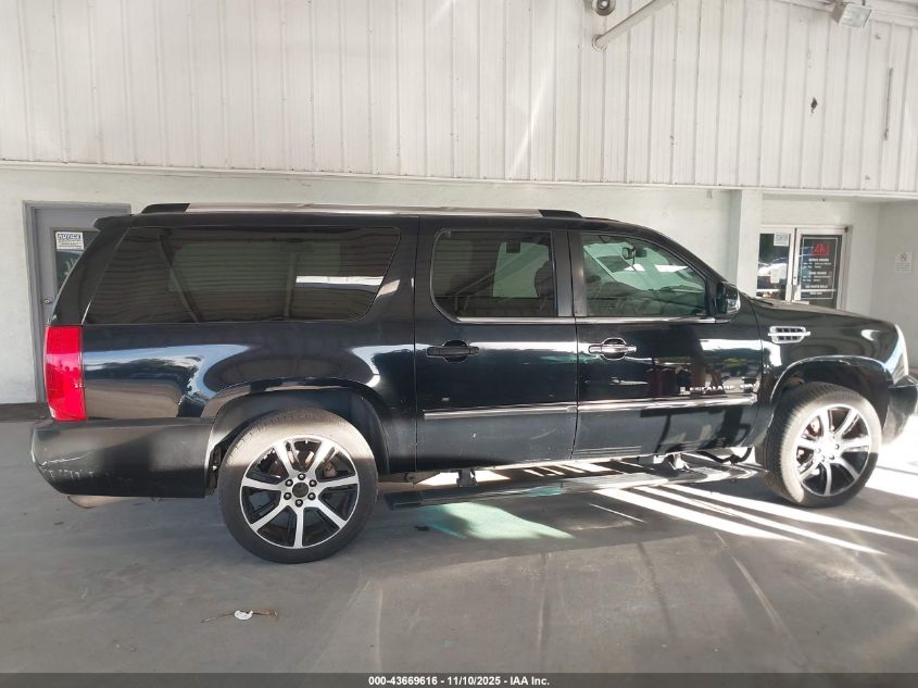 2009 Cadillac Escalade Esv Luxury VIN: 1GYFK962X9R100109 Lot: 43669616