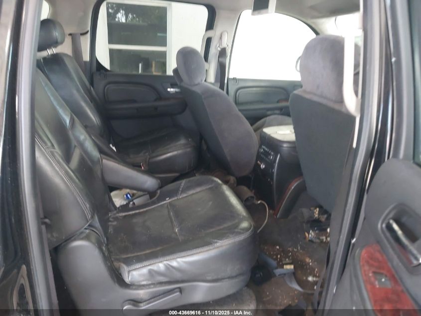 2009 Cadillac Escalade Esv Luxury VIN: 1GYFK962X9R100109 Lot: 43669616