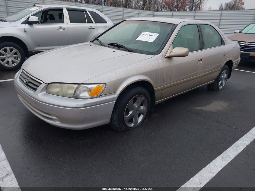4T1BG22K41U789015 2001 TOYOTA CAMRY photo no. 2