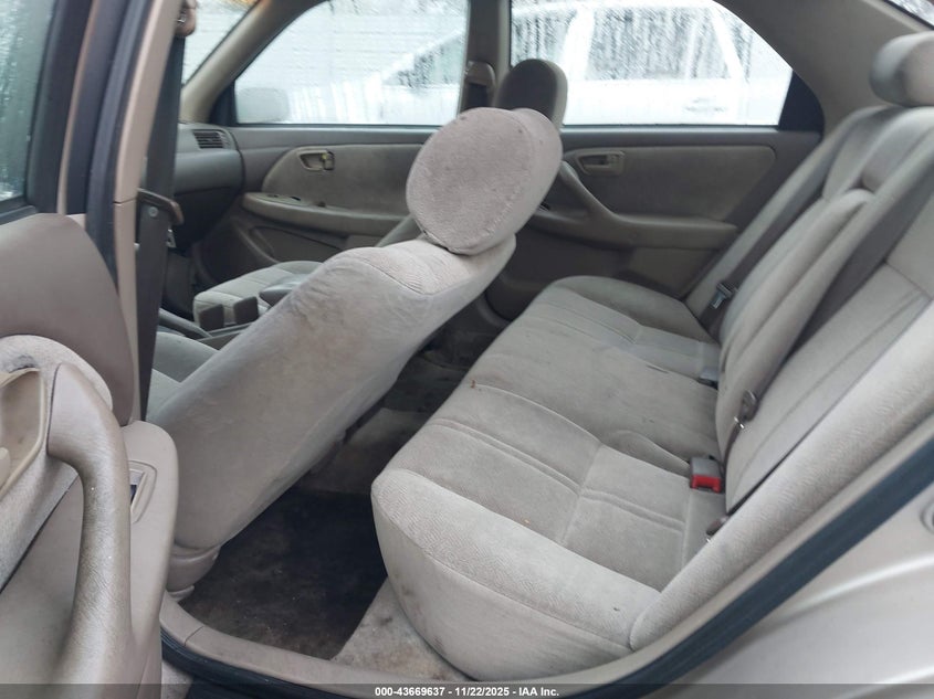 4T1BG22K41U789015 2001 TOYOTA CAMRY photo no. 8