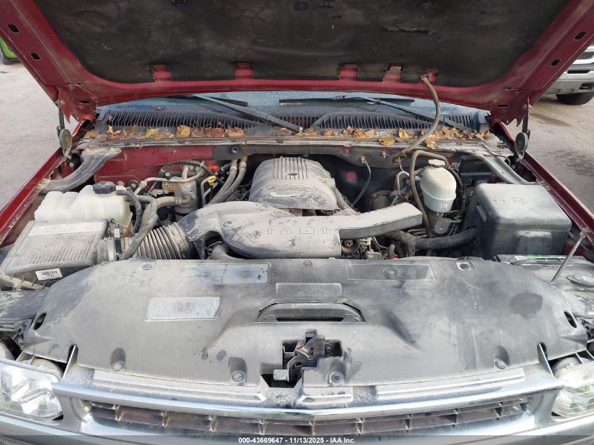 2005 Chevrolet Tahoe Ls VIN: 1GNEK13T75J119524 Lot: 43669647