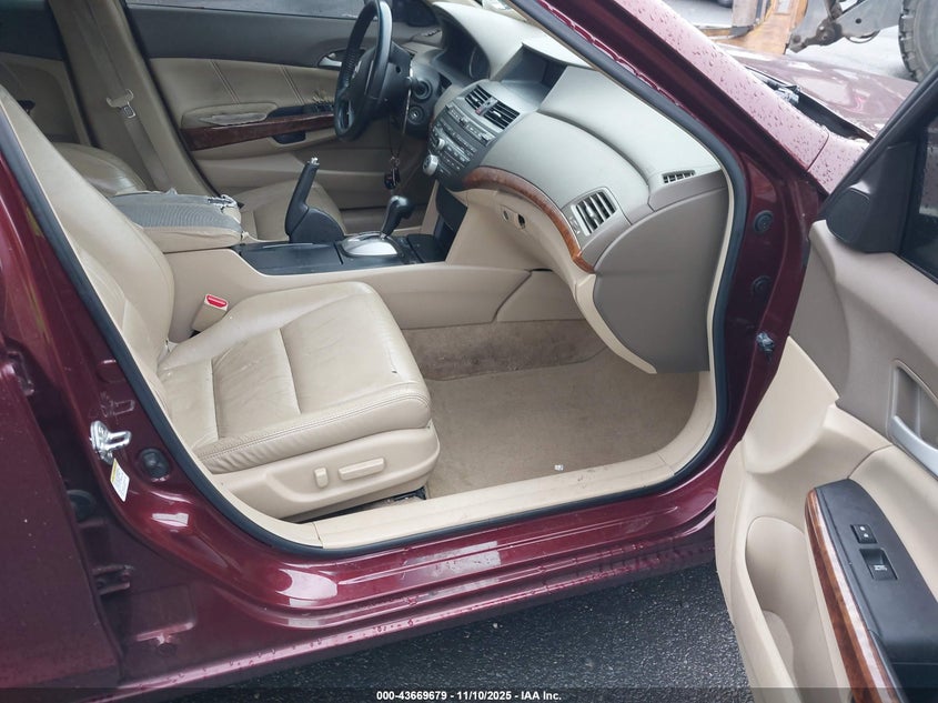 1HGCP36829A028365 2009 HONDA ACCORD photo no. 5