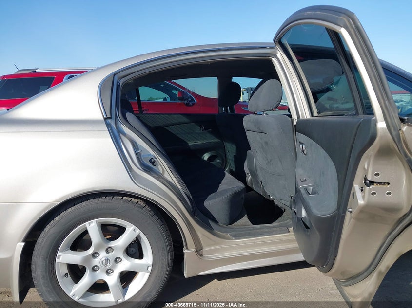 2005 Nissan Altima 2.5 S VIN: 1N4AL11D25N490752 Lot: 43669715