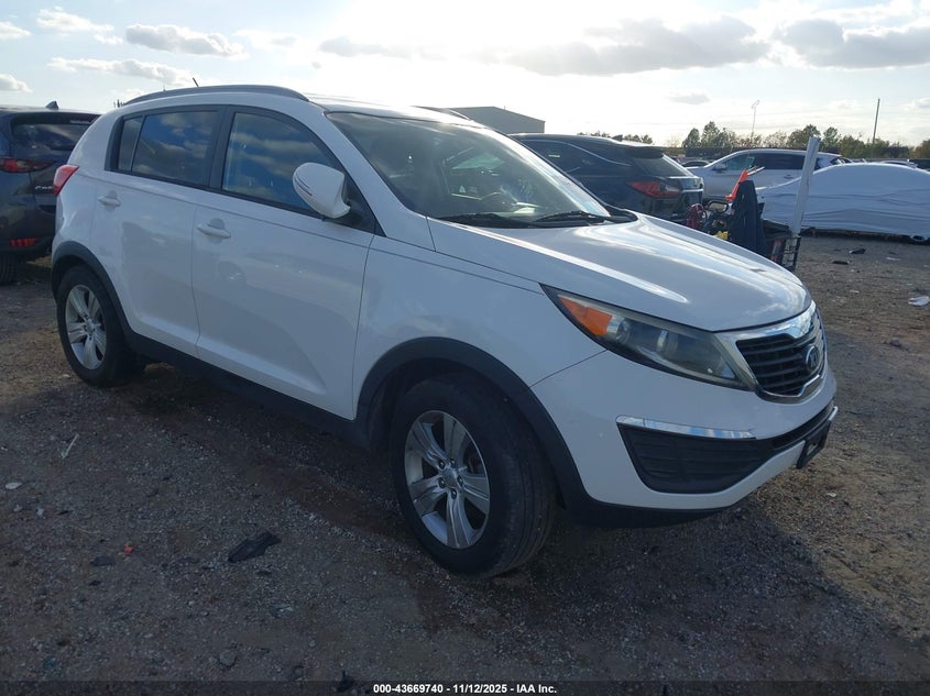 KIA SPORTAGE LX