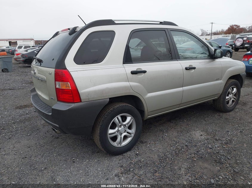 KNDJE723X87473980 2008 KIA SPORTAGE photo no. 4