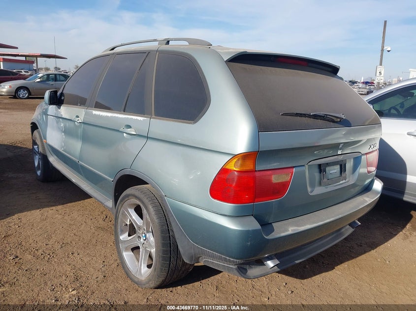 2002 BMW X5 3.0I