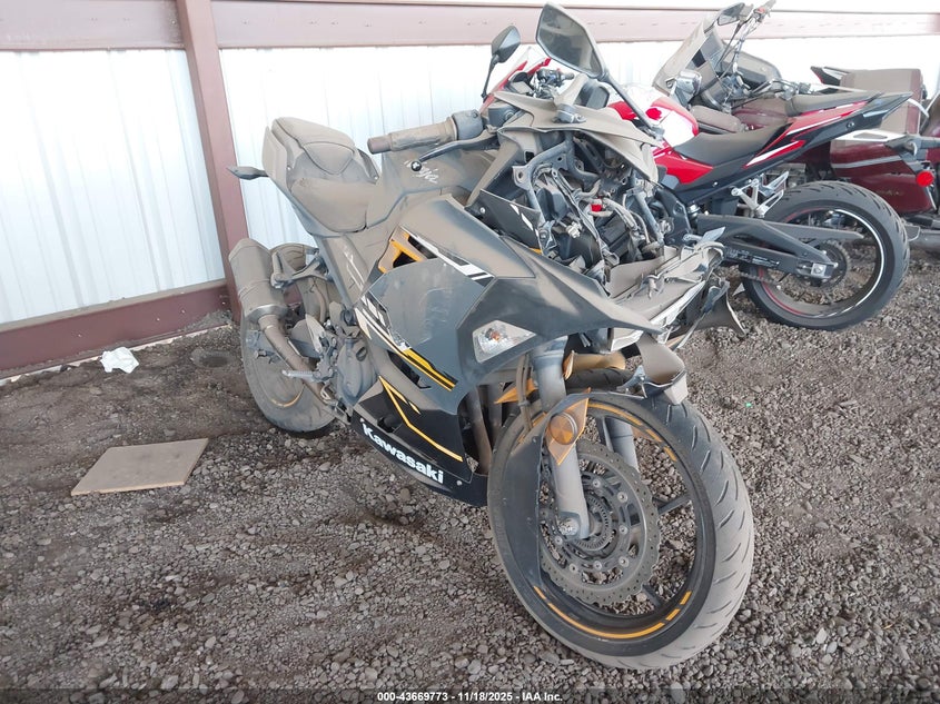 2018 KAWASAKI EX400 JKAEXKG16JDA07313