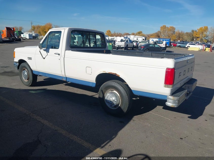 1FTHF25H6JPA67495 1988 FORD F250 photo no. 3