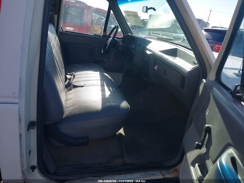 1FTHF25H6JPA67495 1988 FORD F250 photo no. 5
