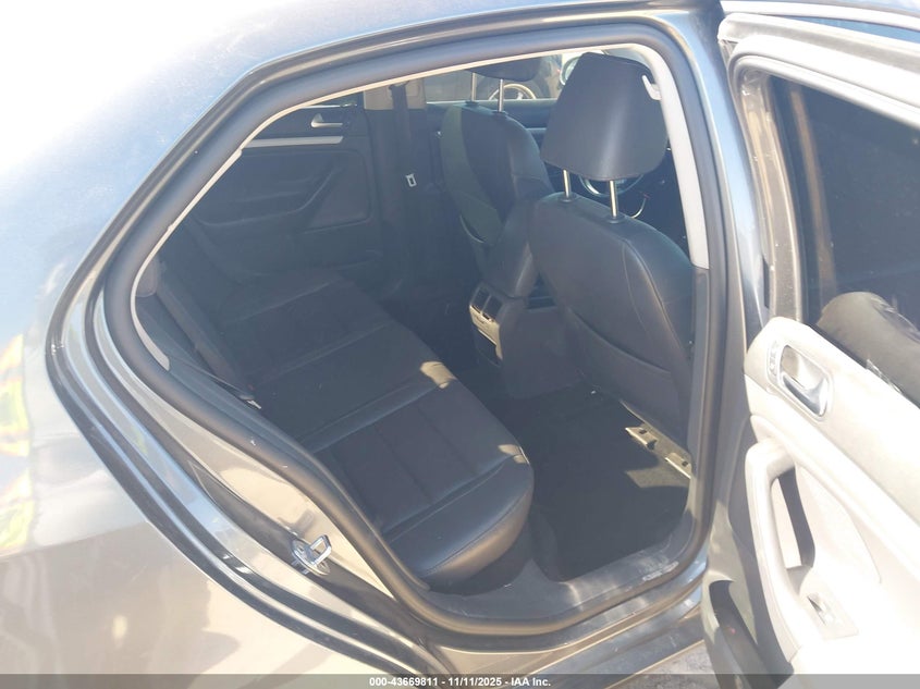 2009 Volkswagen Jetta Se/Sel VIN: 3VWRM71K39M010906 Lot: 43669811