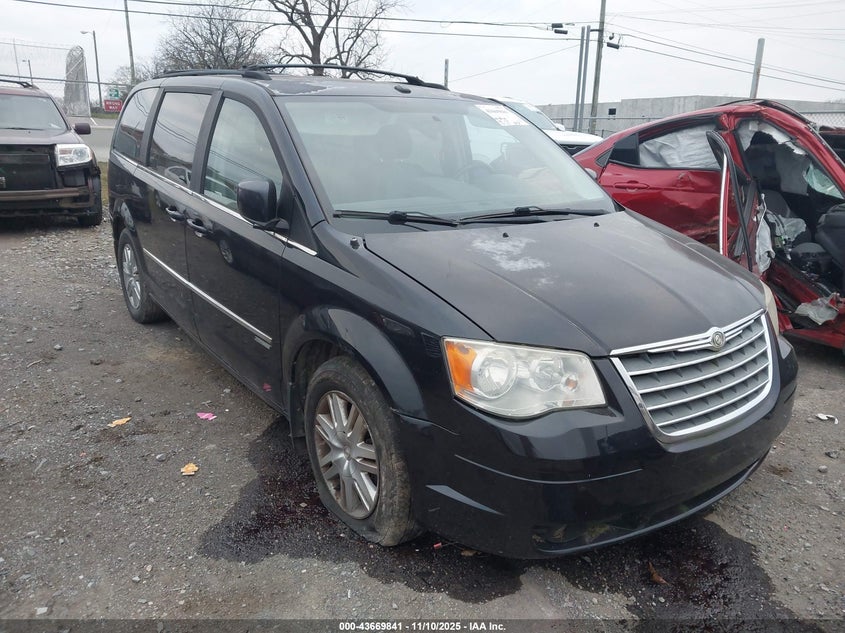 2010 Chrysler Town & Country Touring VIN: 2A4RR5D12AR279692 Lot: 43669841