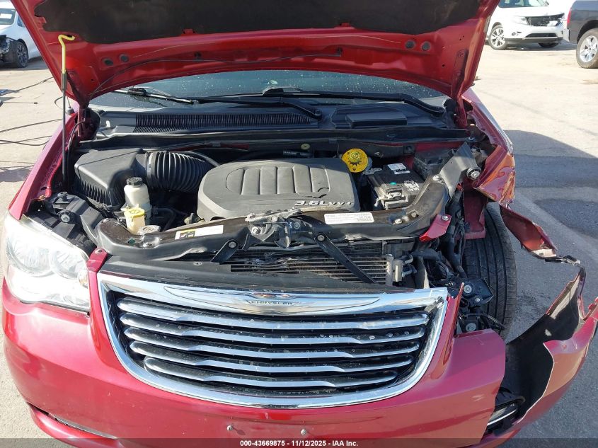 2015 Chrysler Town & Country Touring-L VIN: 2C4RC1CG3FR656057 Lot: 43669875