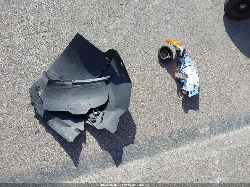 2015 Chrysler Town & Country Touring-L VIN: 2C4RC1CG3FR656057 Lot: 43669875