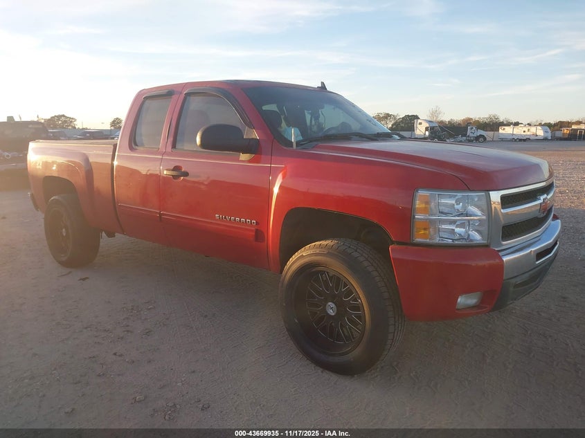 CHEVROLET SILVERADO 1500 LT