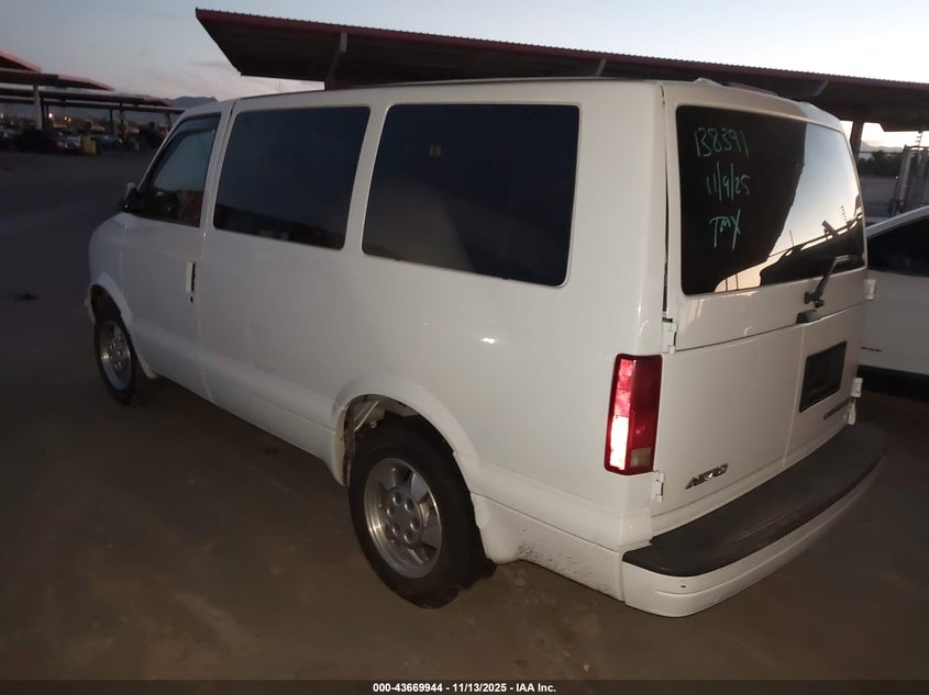 1GNDM19X03B138391 2003 CHEVROLET ASTRO photo no. 3