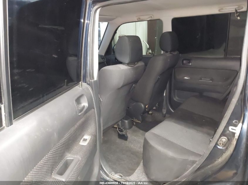 2004 Scion Xb VIN: JTLKT324240157105 Lot: 43669958