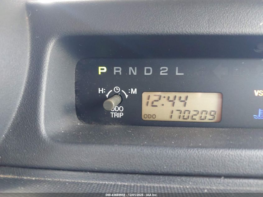 2004 Scion Xb VIN: JTLKT324240157105 Lot: 43669958