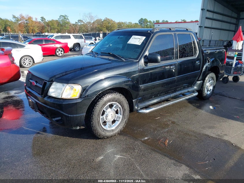 1FMDU77K74UB91142 2004 FORD EXPLORER SPORT TRAC photo no. 2