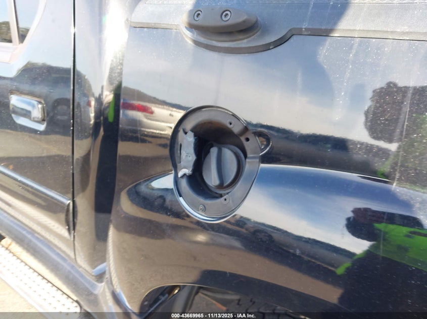 2004 Ford Explorer Sport Trac Adrenalin/Xls/Xlt VIN: 1FMDU77K74UB91142 Lot: 43669965