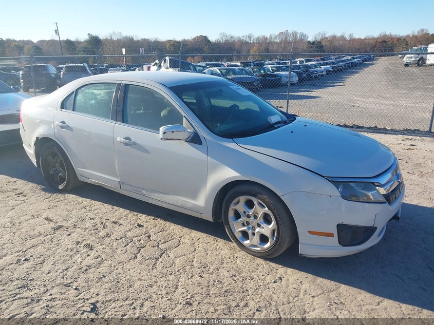 FORD FUSION SE