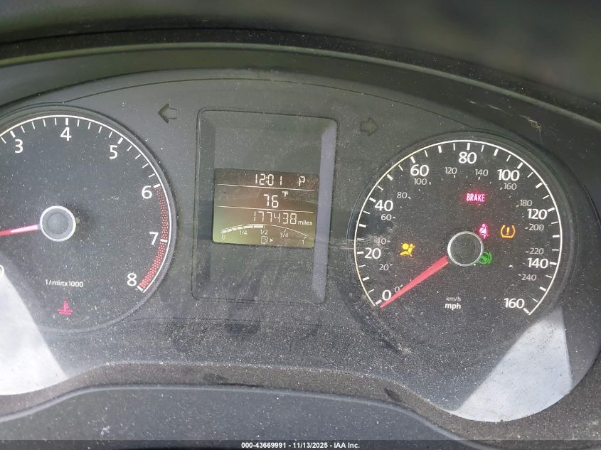 2011 Volkswagen Jetta 2.5L Se VIN: 3VWDZ7AJ2BM319355 Lot: 43669991