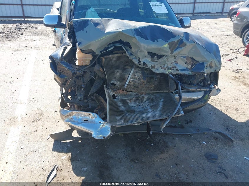 2000 GMC Sierra 1500 Sle VIN: 2GTEC19T3Y1118401 Lot: 43669999