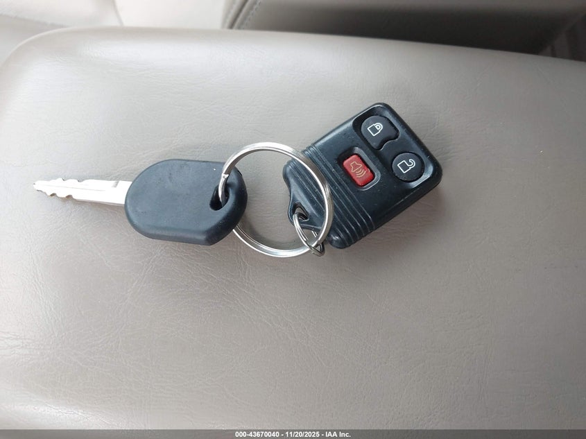 2006 Mercury Mariner Luxury/Premier VIN: 4M2CU57196KJ08590 Lot: 43670040