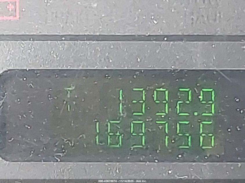 2005 Ford F-250 Lariat/Xl/Xlt VIN: 1FTSW21P15EA52021 Lot: 43670074