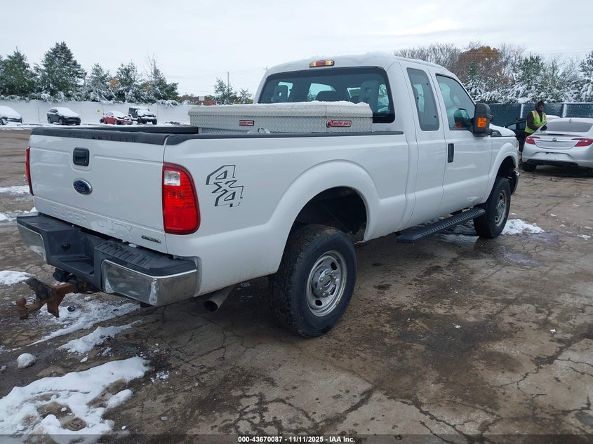 1FT7X2B63EEA98605 2014 FORD F250 photo no. 4