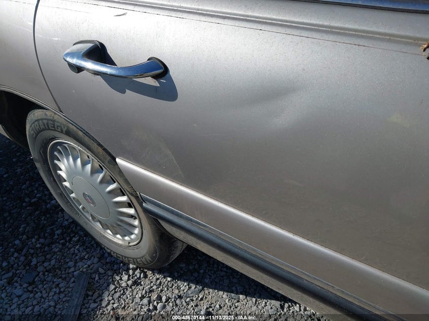 1997 Buick Lesabre Custom VIN: 1G4HP52K4VH560456 Lot: 43670144