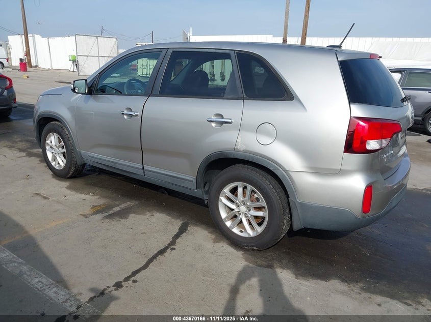 5XYKT3A61EG483343 2014 KIA SORENTO photo no. 3