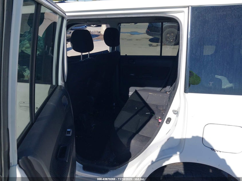 2006 Scion Xb VIN: JTLKT334264055233 Lot: 43670269