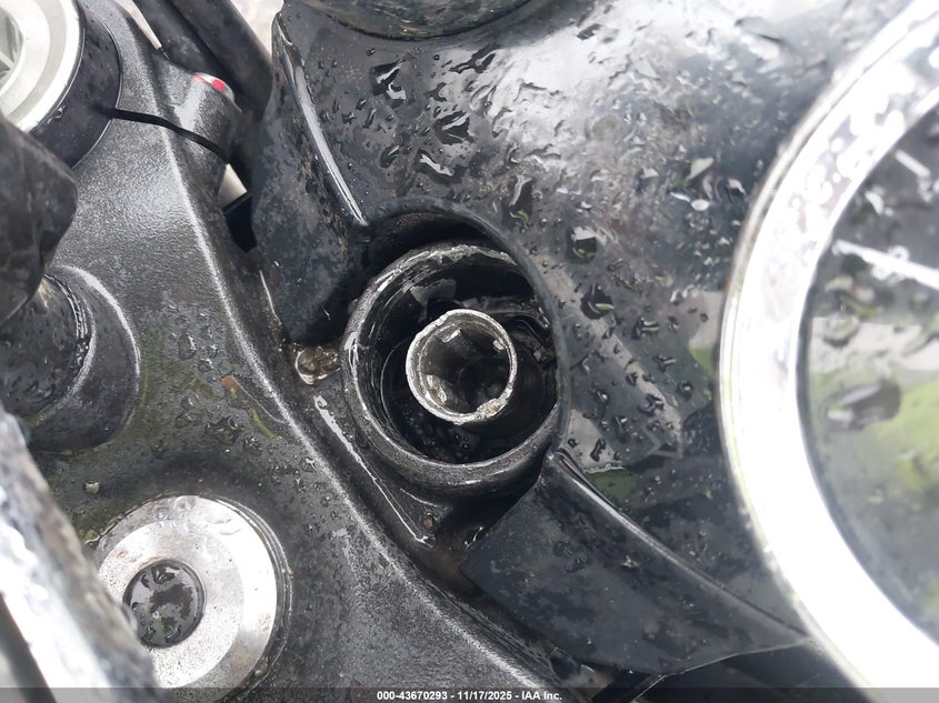 2018 Kawasaki Zr900 R VIN: JKAZR2C12JA001847 Lot: 43670293