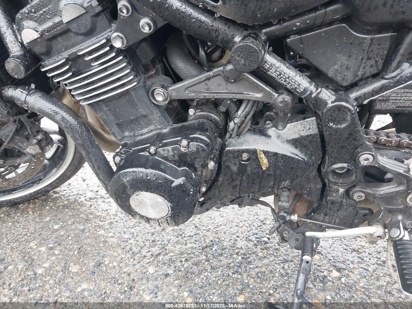 2018 Kawasaki Zr900 R VIN: JKAZR2C12JA001847 Lot: 43670293