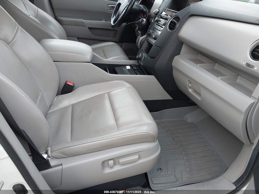 5FNYF4H98CB077121 2012 HONDA PILOT photo no. 5