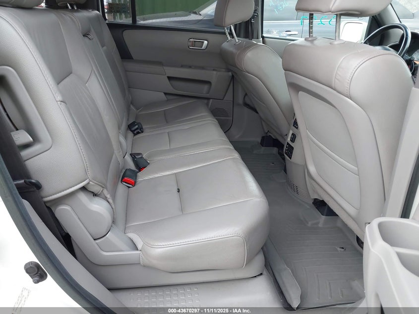5FNYF4H98CB077121 2012 HONDA PILOT photo no. 8