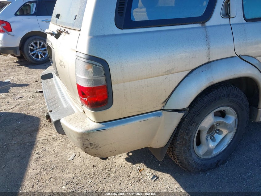 1997 Infiniti Qx4 VIN: JNRAR05Y9VW000494 Lot: 43670304