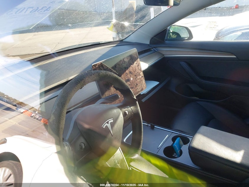 2022 Tesla Model 3 Rear-Wheel Drive VIN: 5YJ3E1EA5NF286880 Lot: 43670354