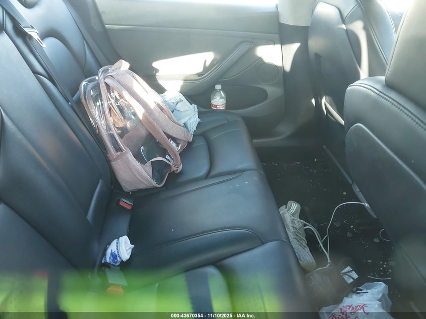 2022 Tesla Model 3 Rear-Wheel Drive VIN: 5YJ3E1EA5NF286880 Lot: 43670354