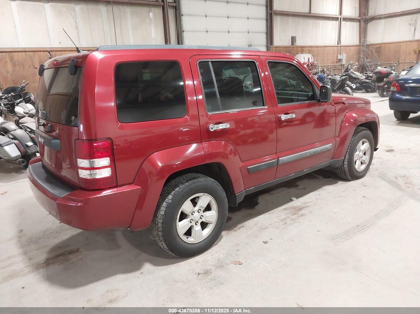 1C4PJMAK9CW210035 2012 JEEP LIBERTY (NORTH AMERICA) photo no. 4