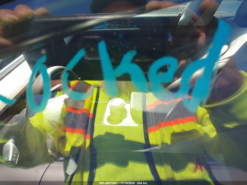 2022 Tesla Model 3 Rear-Wheel Drive VIN: 5YJ3E1EA1NF190521 Lot: 43670361