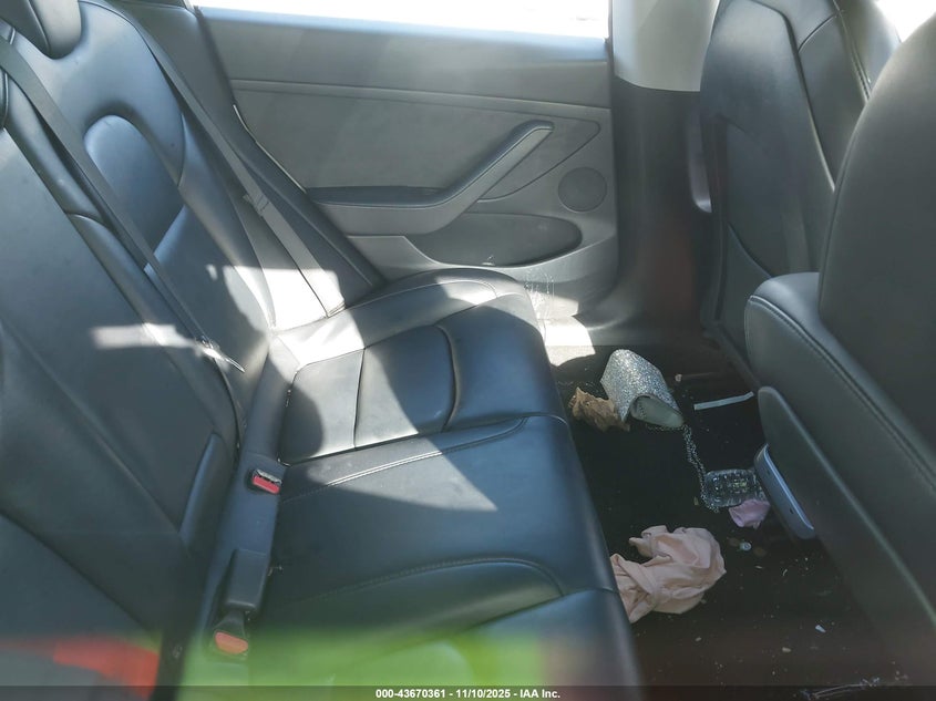 2022 Tesla Model 3 Rear-Wheel Drive VIN: 5YJ3E1EA1NF190521 Lot: 43670361