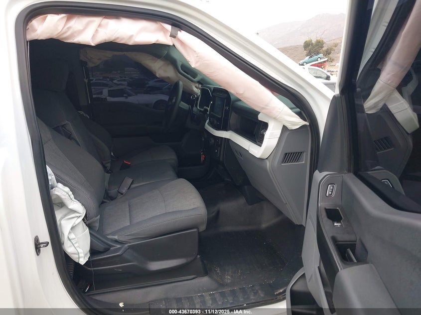 1FTMF1E50NKE58949 2022 FORD F-150 photo no. 5