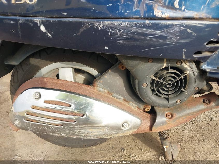 2009 Vespa Lx 150 VIN: ZAPM448F095016283 Lot: 43670490