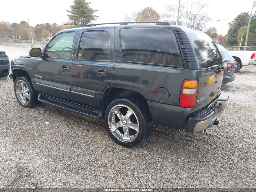 1GNEC13Z93J187533 2003 CHEVROLET TAHOE photo no. 3