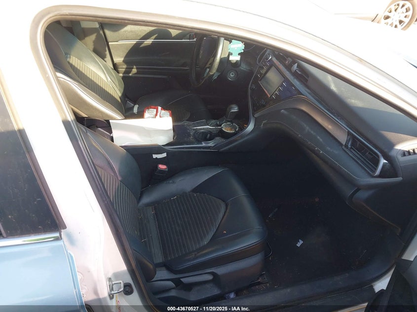 4T1B11HKXKU696732 2019 TOYOTA CAMRY photo no. 5