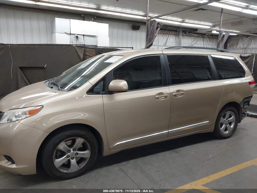5TDKK3DC1DS337028 2013 TOYOTA SIENNA photo no. 15