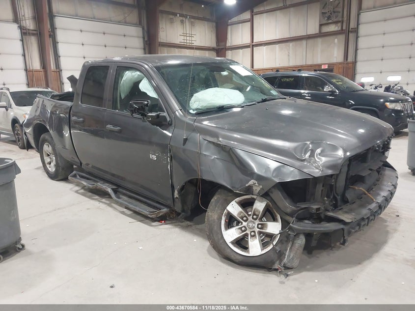 RAM 1500 EXPRESS 4X4 6 4 BOX