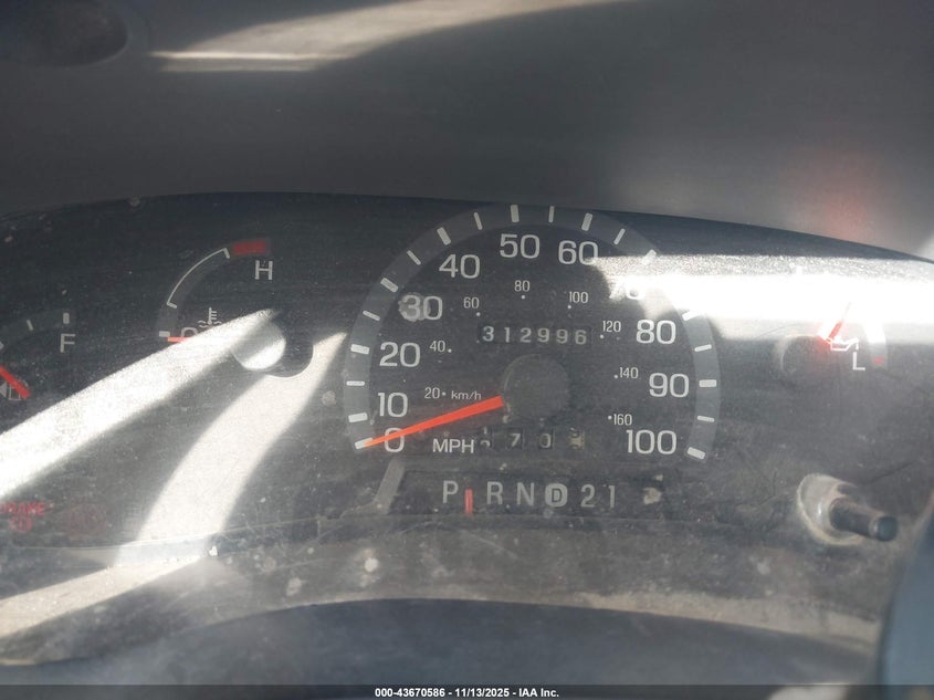 2003 Ford E-350 Super Duty Xl/Xlt VIN: 1FBSS31L73HB99426 Lot: 43670586